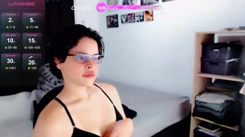 Snapshot of melissa_and_dany chatting on 02-18-25, 11:19 Melissas Corner online show from 02-18-25, 11:19