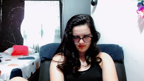 Snapshot of melissa_and_dany chatting on 03-05-25, 06:45 Melissas Corner online show from 03-05-25, 06:45