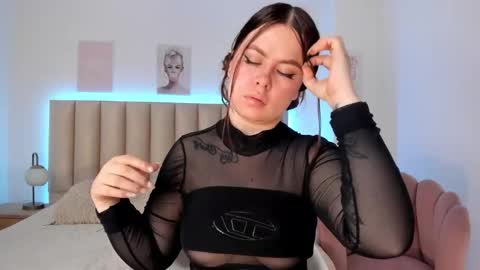 melissa_es online show from 11-08-25, 12:05