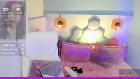 Melissa 3 online show from 02-14-25, 08:21