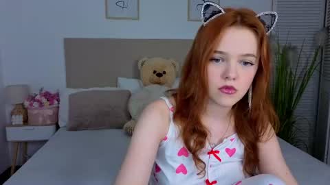 Snapshot of melissa_me0w chatting on 06-22-26, 06:32 Melissa online show from 06-22-26, 06:32