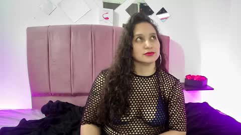 MELISSA online show from 02-14-25, 08:31