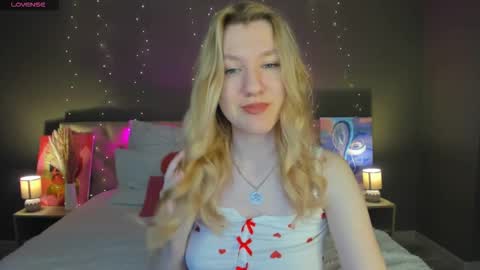 melissa_moooree online show from 11-06-25, 09:21