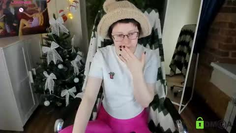 Melissa online show from 12-19-25, 08:38