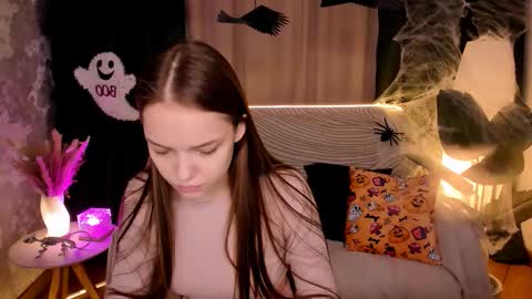 Melisa online show from 10-23-25, 02:11