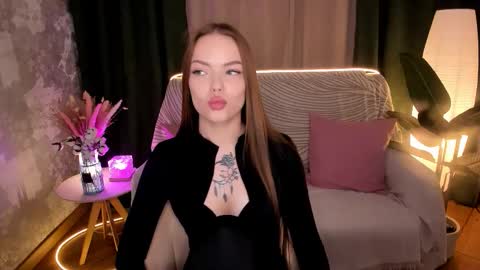 Melisa online show from 11-05-25, 02:33