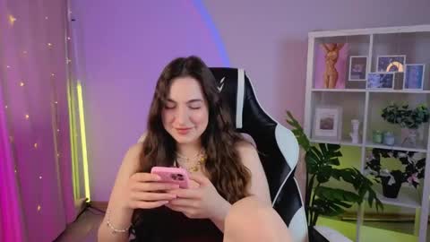Melissa online show from 05-28-26, 04:54