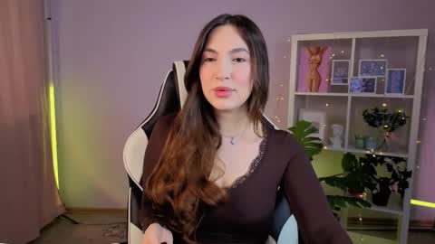 Snapshot of melissacharm_ chatting on 03-17-26, 05:44 Melissa online show from 03-17-26, 05:44