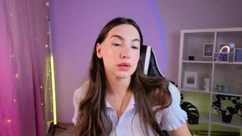 Melissa online show from 06-24-26, 03:05