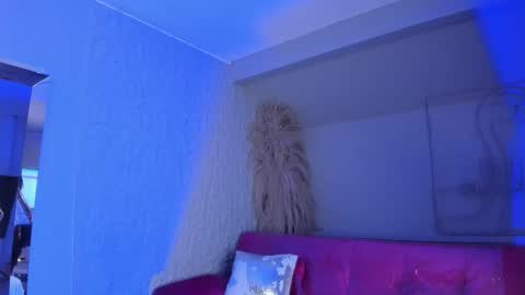 M E L I S S A  online show from 02-11-26, 11:59