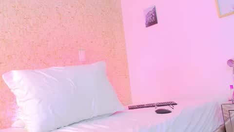 Snapshot of melissasamm chatting on 09-09-25, 12:37 MelissaSam online show from 09-09-25, 12:37
