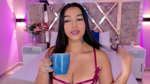 Snapshot of melissasuarez chatting on 01-07-26, 11:34 online show from 01-07-26, 11:34