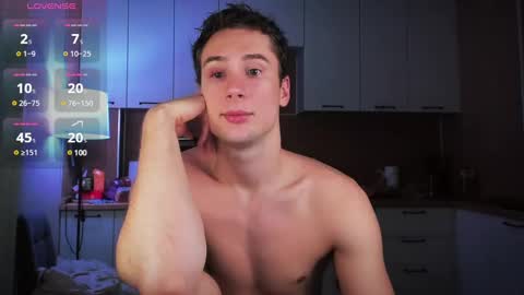 Snapshot of mell0wme chatting on 01-06-25, 12:59 Mello online show from 01-06-25, 12:59