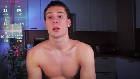 Snapshot of mell0wme chatting on 01-07-25, 11:58 Mello online show from 01-07-25, 11:58