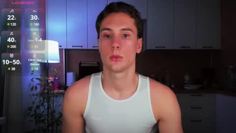 Snapshot of mell0wme chatting on 01-15-25, 10:13 Mello online show from 01-15-25, 10:13