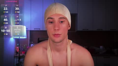 Snapshot of mell0wme chatting on 01-23-25, 05:13 Mello online show from 01-23-25, 05:13