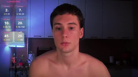 Snapshot of mell0wme chatting on 01-24-25, 10:30 Mello online show from 01-24-25, 10:30