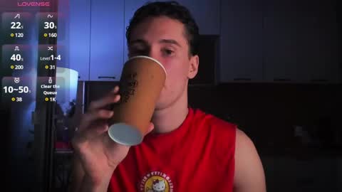 Snapshot of mell0wme chatting on 01-28-25, 01:50 Mello online show from 01-28-25, 01:50