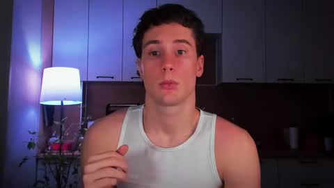 Snapshot of mell0wme chatting on 02-02-25, 01:45 Mello online show from 02-02-25, 01:45