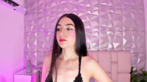 Snapshot of mell_muller chatting on 04-29-26, 11:58 Mell online show from 04-29-26, 11:58