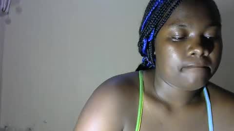 Snapshot of mellcy chatting on 12-14-24, 06:52 mell online show from 12-14-24, 06:52