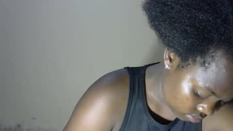 Snapshot of mellcy chatting on 12-20-24, 08:12 mell online show from 12-20-24, 08:12