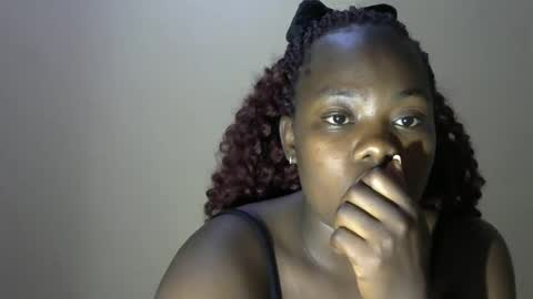 Snapshot of mellcy chatting on 01-10-25, 08:04 mell online show from 01-10-25, 08:04