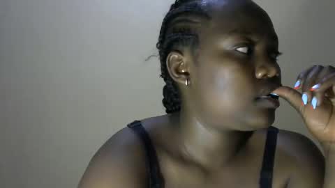 Snapshot of mellcy chatting on 01-17-25, 07:49 mell online show from 01-17-25, 07:49