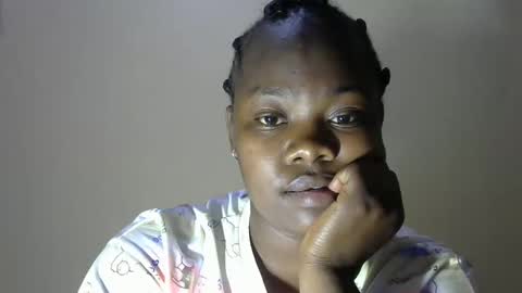 Snapshot of mellcy chatting on 01-19-25, 07:26 mell online show from 01-19-25, 07:26