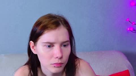mellhyees online show from 05-18-26, 03:13
