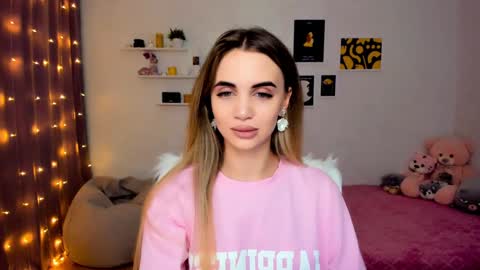 Snapshot of mellifluoustess chatting on 12-07-24, 09:00 Tessa online show from 12-07-24, 09:00