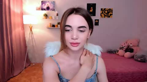 Snapshot of mellifluoustess chatting on 02-28-25, 10:50 Tessa online show from 02-28-25, 10:50