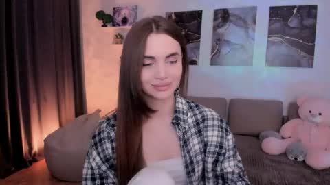 Tessa online show from 05-01-26, 03:00