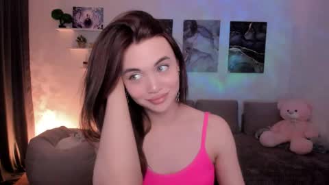 Tessa online show from 05-18-26, 03:24
