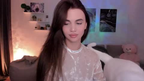 Tessa online show from 05-21-26, 03:13
