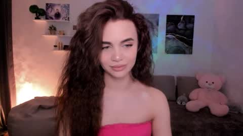 Tessa online show from 05-28-26, 08:55