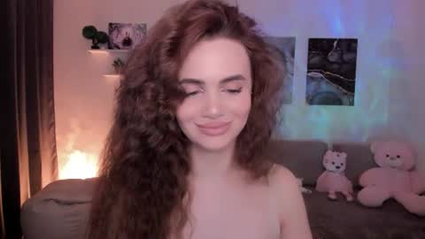 Snapshot of mellifluoustess chatting on 07-10-26, 04:50 Tessa online show from 07-10-26, 04:50
