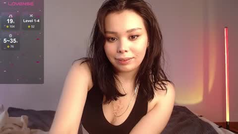 Snapshot of melmean chatting on 12-15-24, 07:46 Mel online show from 12-15-24, 07:46