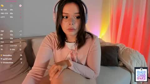 Snapshot of melmean chatting on 10-06-25, 01:08 Mel online show from 10-06-25, 01:08