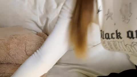 MelMooon online show from 03-16-26, 11:20