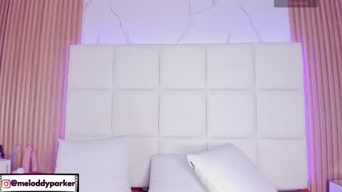 MELODDY PARKERR online show from 02-11-26, 04:39