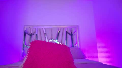    online show from 02-12-26, 08:15