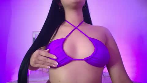 Snapshot of melody__77 chatting on 04-23-26, 06:03 online show from 04-23-26, 06:03