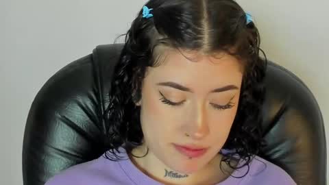 Snapshot of melody_suarez chatting on 02-06-25, 07:51 MELODY online show from 02-06-25, 07:51