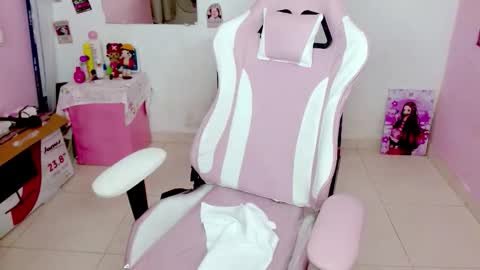 Snapshot of melody_tarly chatting on 02-03-26, 06:40 melody_tarly online show from 02-03-26, 06:40