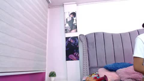 melody online show from 04-18-26, 07:40