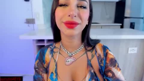 Snapshot of melodyadamss chatting on 10-12-25, 09:14 Melody or Val  online show from 10-12-25, 09:14