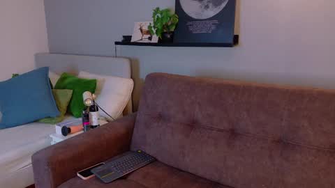 M E L O D Y  online show from 04-04-26, 07:22