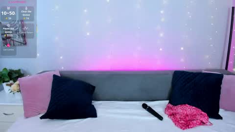 Melody online show from 04-18-26, 01:15