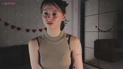 melody  online show from 02-14-25, 02:02